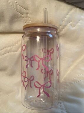 SHEIN Clear Water Bottle with Pink Bow Design and Bamboo Lid